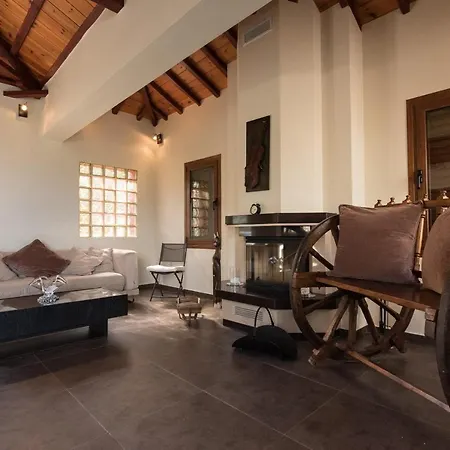Gallis Villa Pefkias