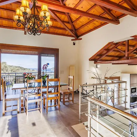 Вилла Gallis Pefkias